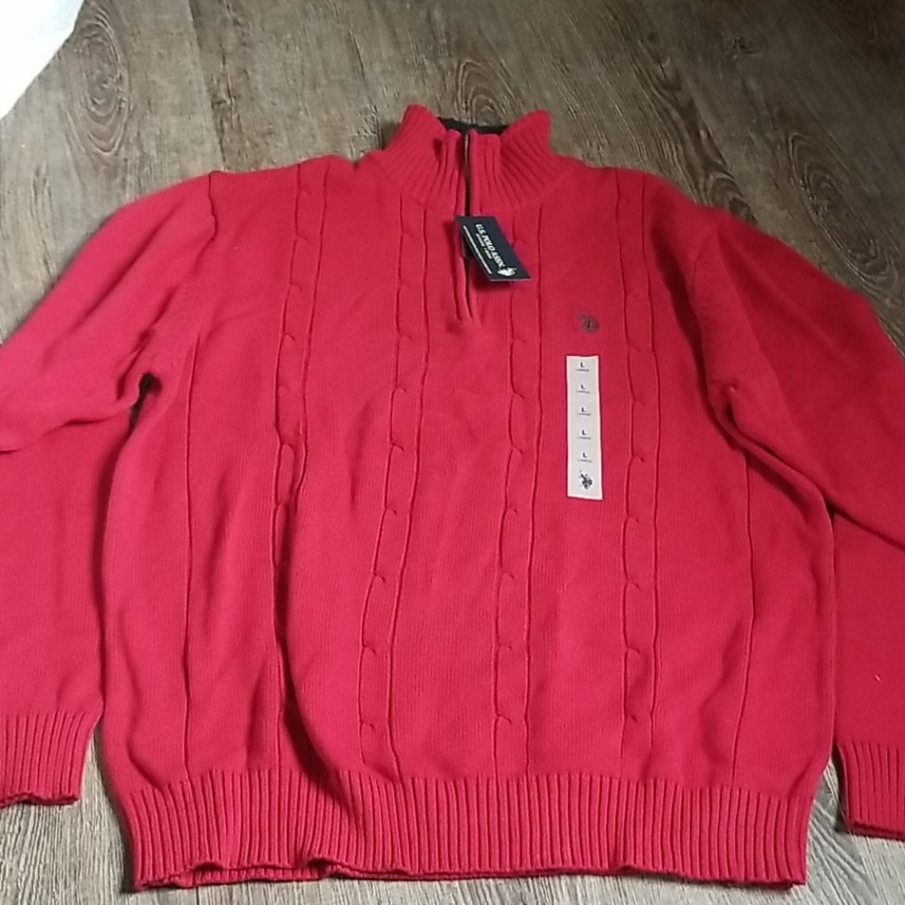 NWT mens sweater